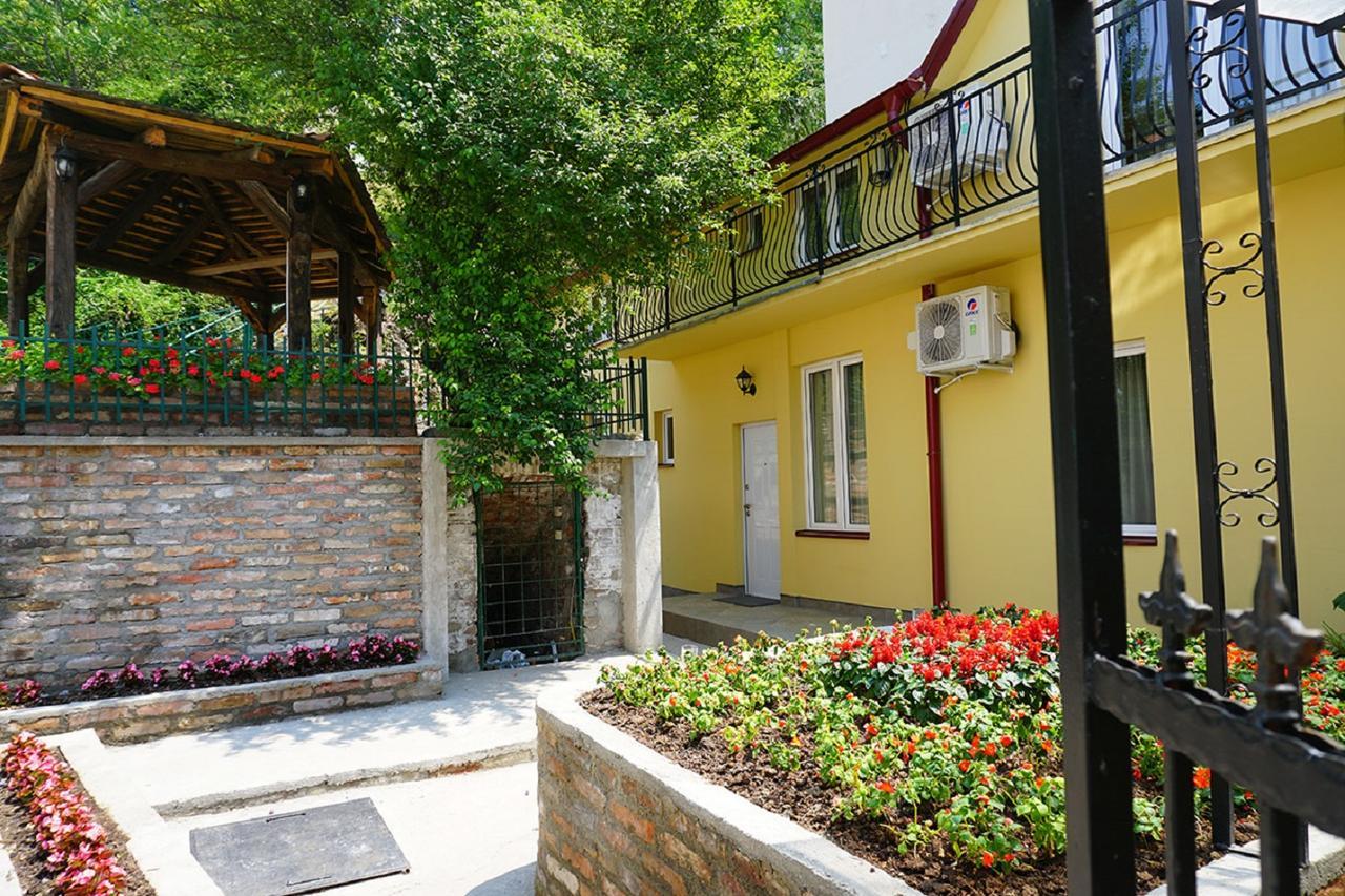 Male Stepenice Beograd Ngoại thất bức ảnh